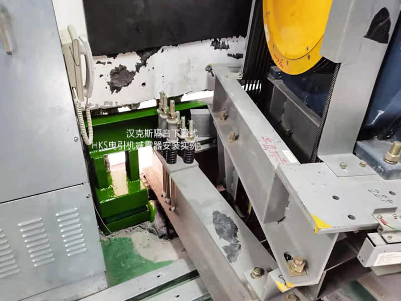 電梯緩沖器是減振器么？電梯減振器與緩沖器的區(qū)別在哪？